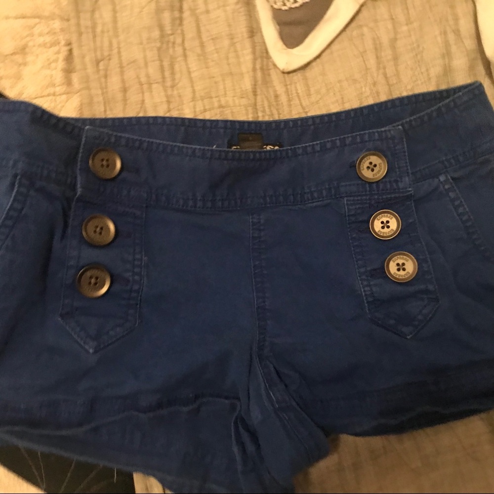 Bibbed blue shorts